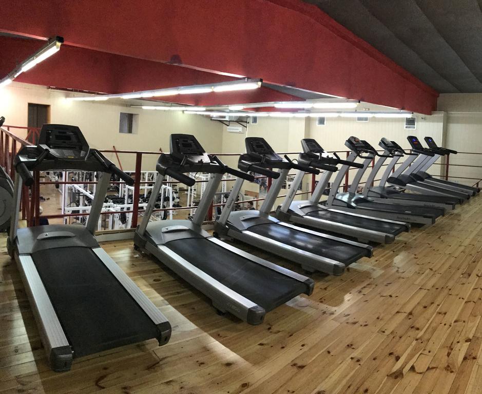 Alexandrovskiy Hotel ムィコラーイウ エクステリア 写真