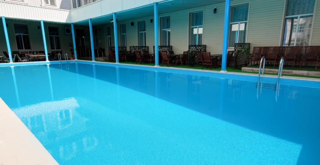 Alexandrovskiy Hotel ムィコラーイウ エクステリア 写真